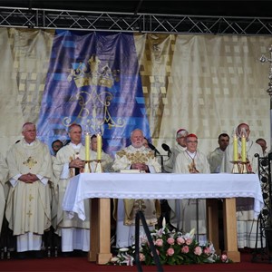 Mons. Gallagher predvodio euharistijsko slavlje svetkovine Majke Božje od Kamenitih vrata